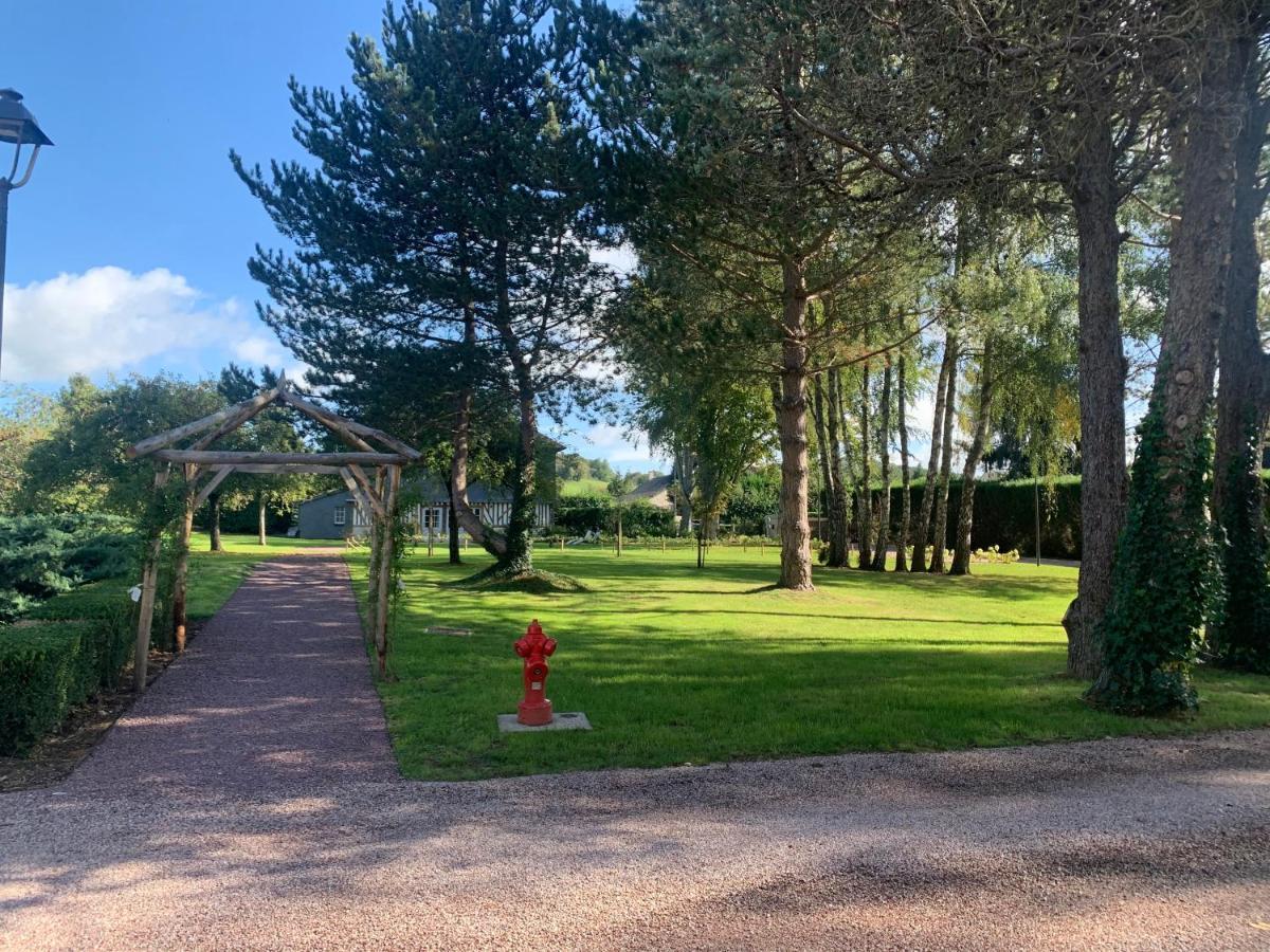 Les Manoirs Des Portes De Deauville - Small Luxury Hotel Of The World Canapville  Exterior foto