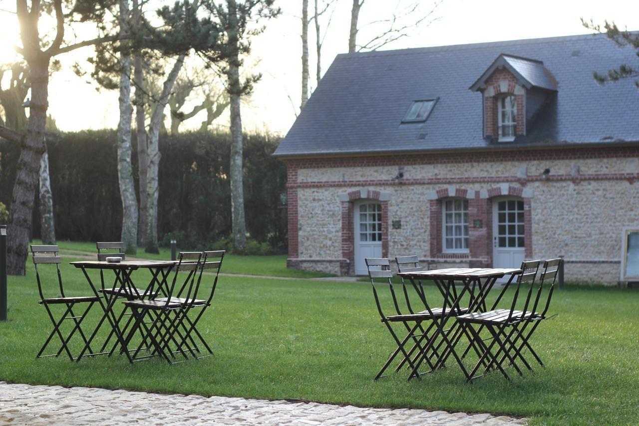 Les Manoirs Des Portes De Deauville - Small Luxury Hotel Of The World Canapville  Exterior foto