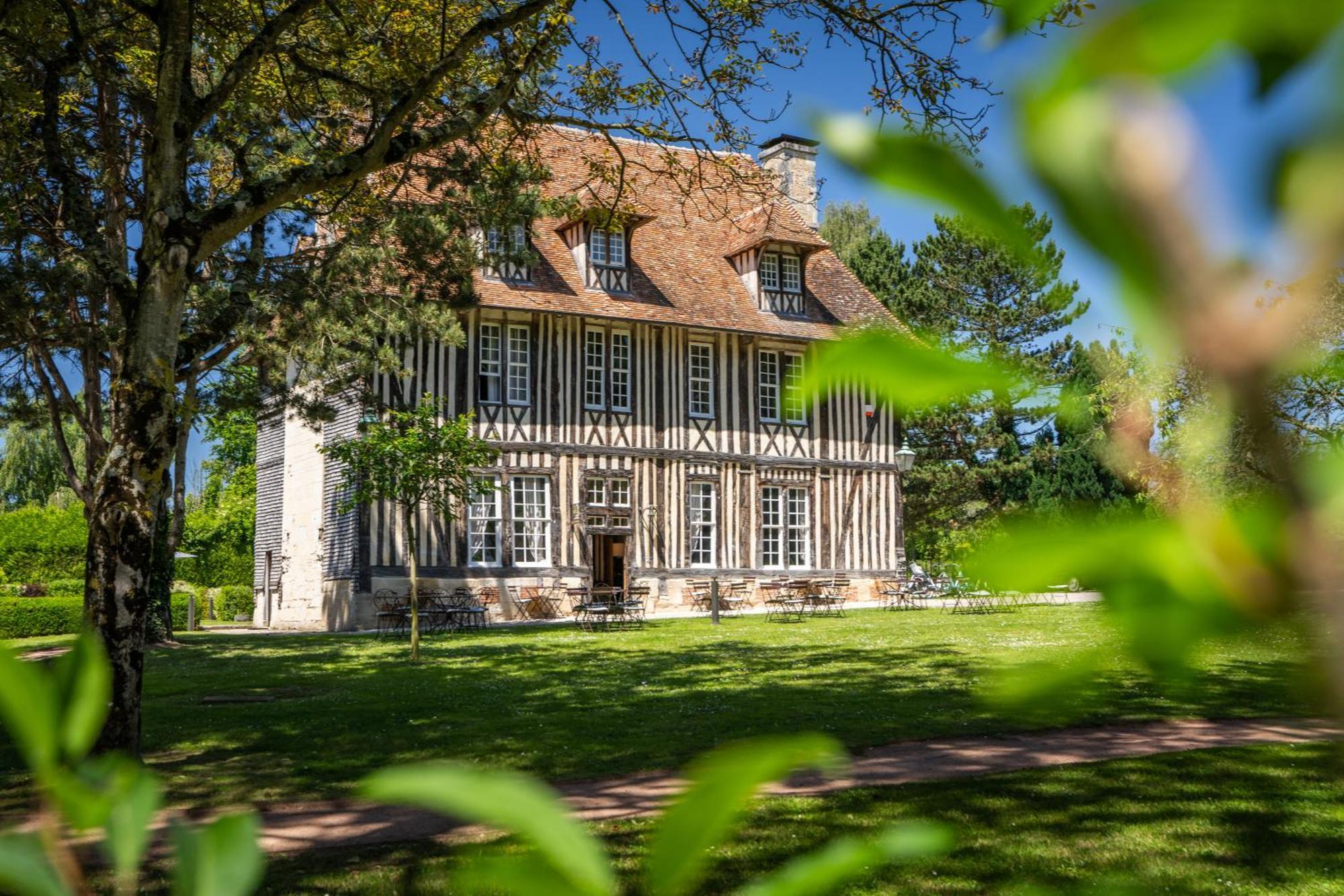 Les Manoirs Des Portes De Deauville - Small Luxury Hotel Of The World Canapville  Exterior foto
